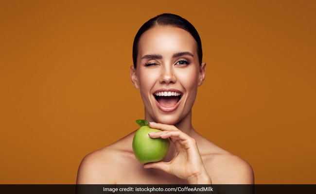 6 Amazing Beauty Benefits Of Green Apples For All Your Concerns