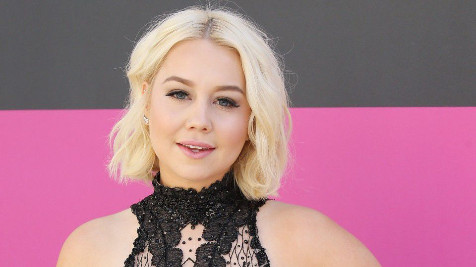 Country singer RaeLynn pregnant with first child, a baby girl