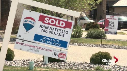 Hot housing market in Edmonton leaves potential buyers scrambling