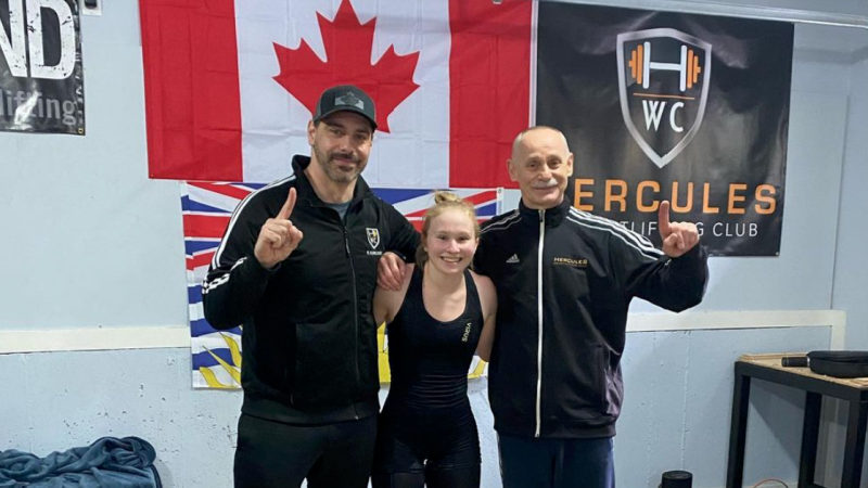 Nanaimo-trained weightlifter earns double gold at Canadian nationals