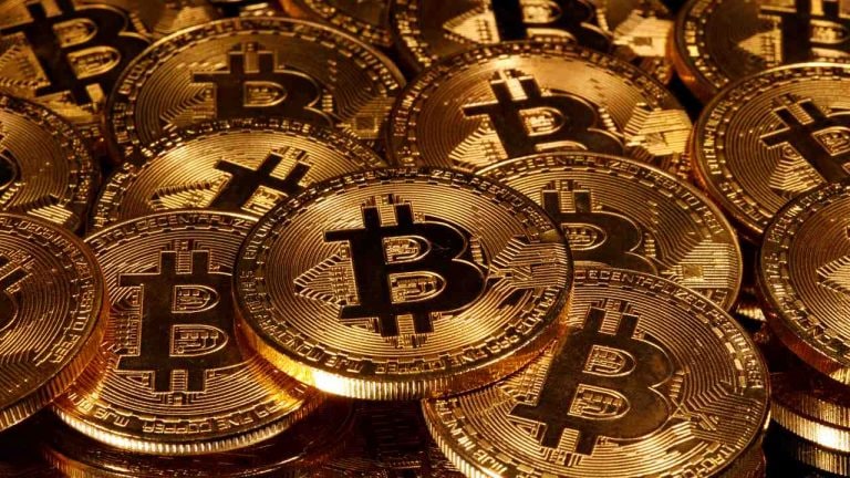 Bitcoin rises to two-week high; gains 6.54%