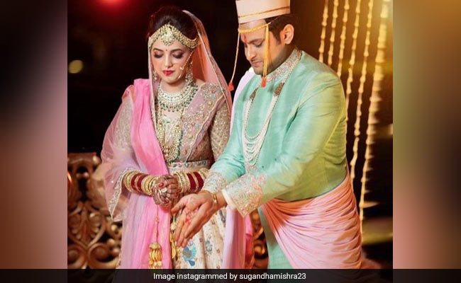 Trending: More Pics From Sugandha Mishra And Sanket Bhosale’s Wedding