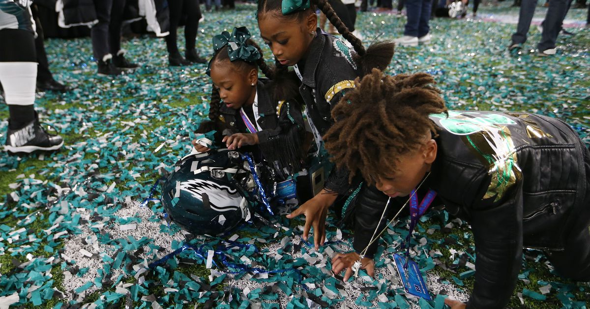Best Father’s Day Gifts For Eagles Fans