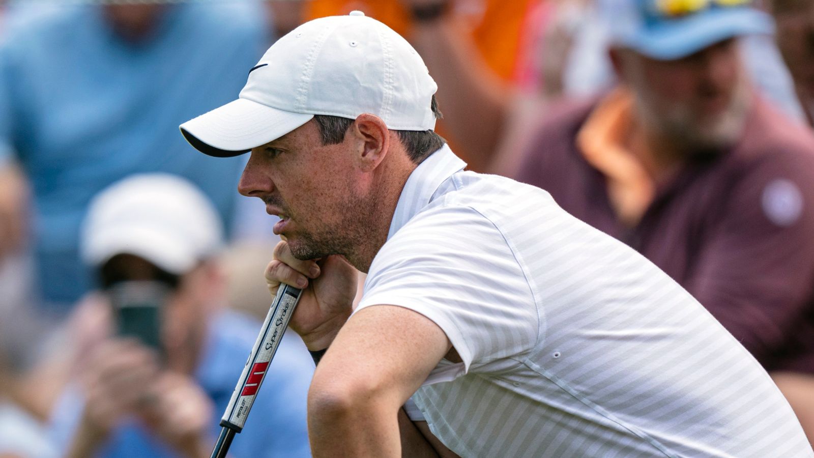 Rory McIlroy would be happy to see green reading books banned on PGA Tour