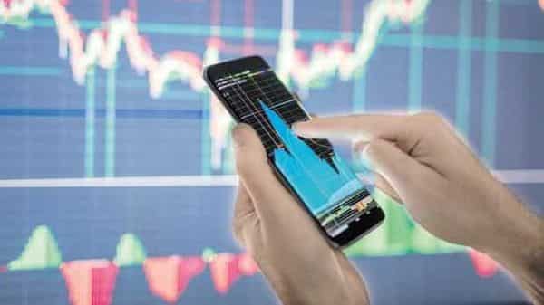 Stocks to Watch: Authum Investment, HDFC Bank, ICICI Bank, PNB Housing, RIL