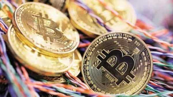 Bitcoin reclaims $35000 level; are bulls back in crypto market?