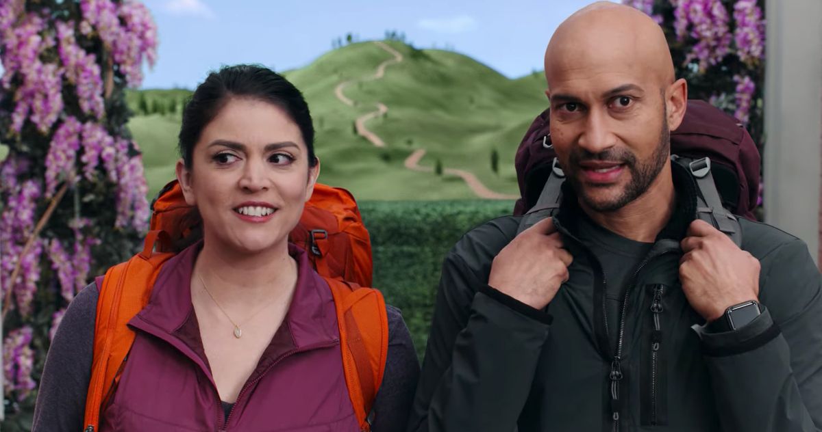 Schmigadoon! Trailer: Cecily Strong and Keegan-Michael Key Fell Into a Musical and Can’t Get Out