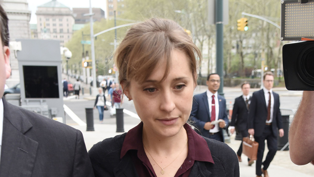 Allison Mack’s Attorneys Ask Judge for No Jail Time in NXIVM Case, Claiming She Has ‘Turned Her Life Around’