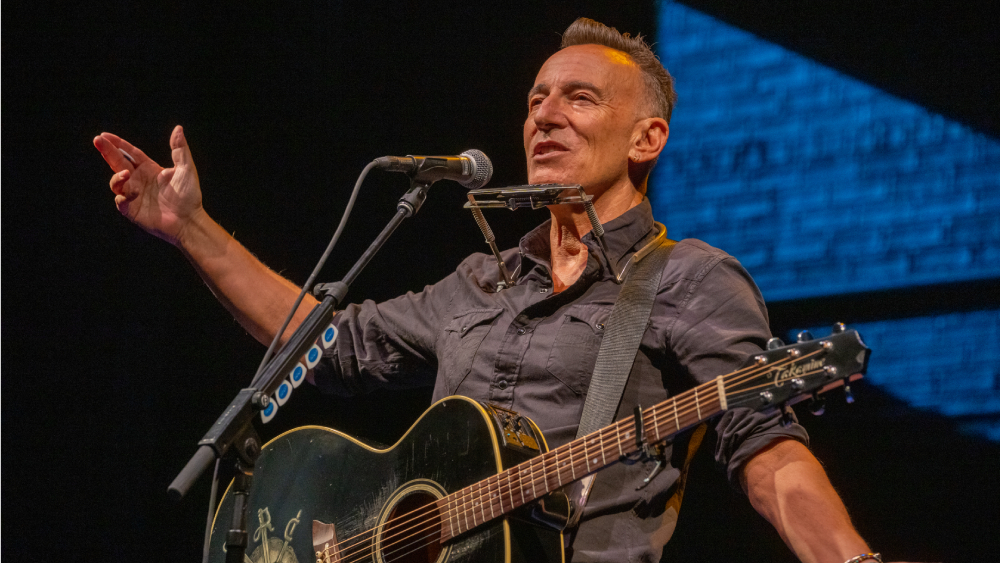 The Boss Mists Up During ‘Springsteen on Broadway’ Re-Opening Night: Concert Review