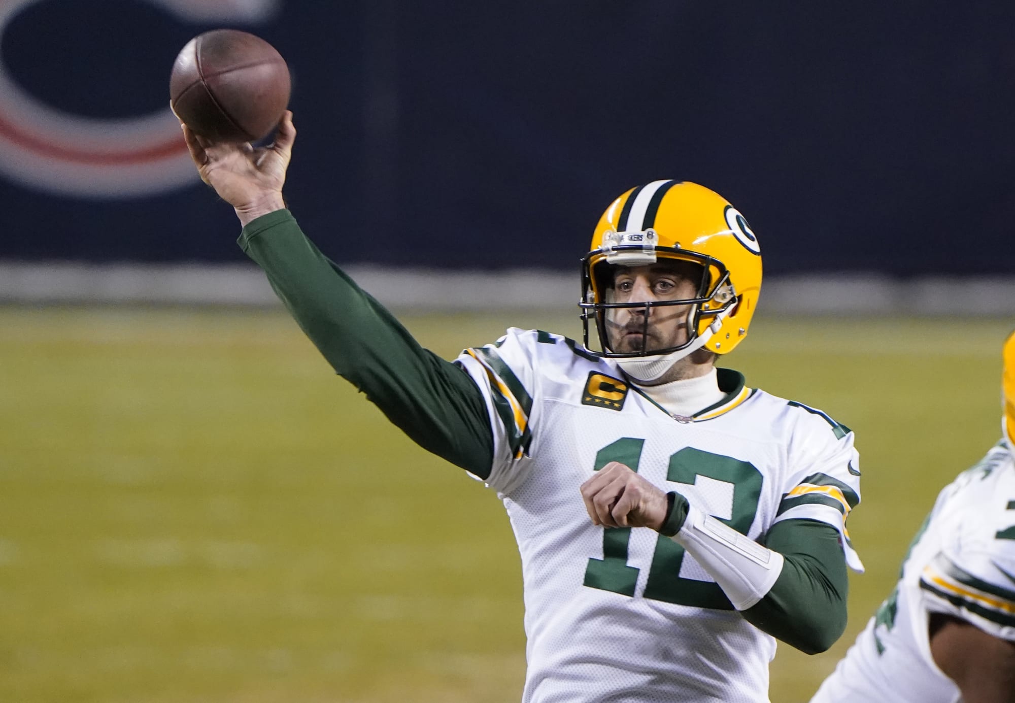 ESPN insider give latest news on Aaron Rodgers trade market