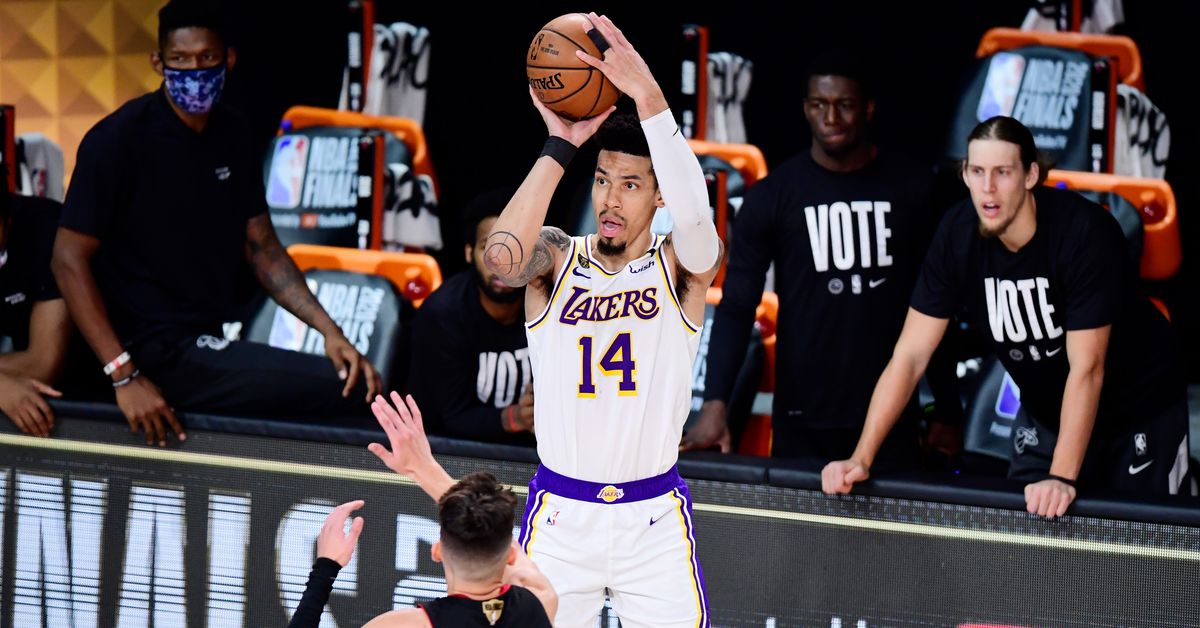The Lakers are reportedly pursuing Danny Green in free agency