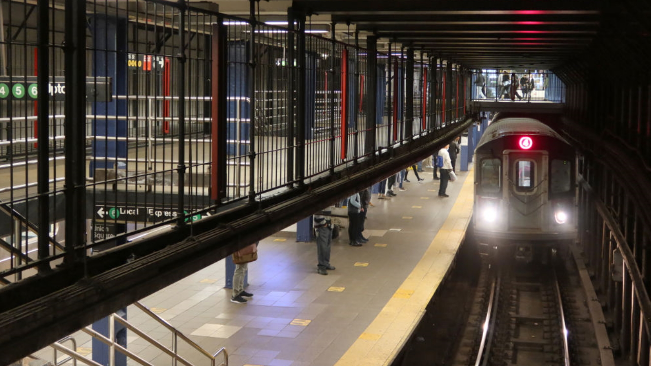 Good Samaritans save man in wheelchair who fell onto NYC subway tracks