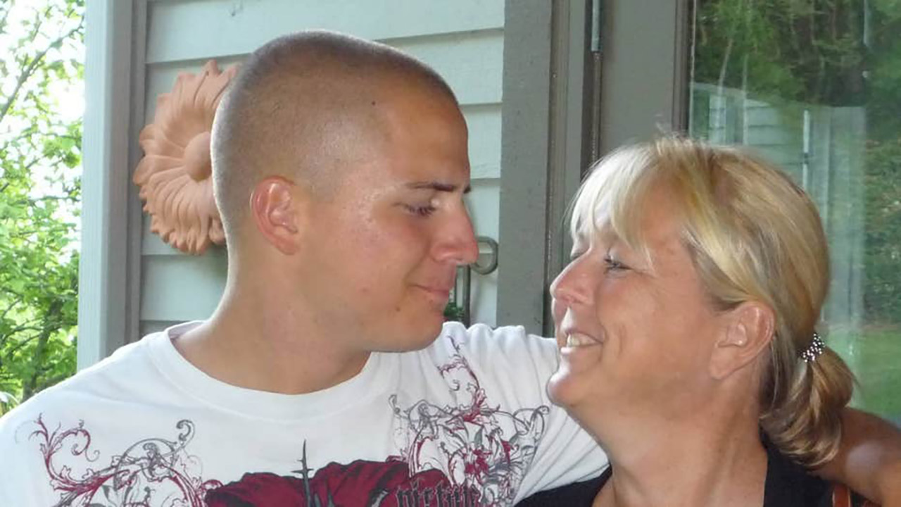 Afghanistan crisis has Gold Star mom remembering Marine son she lost in 2010 | Fox News