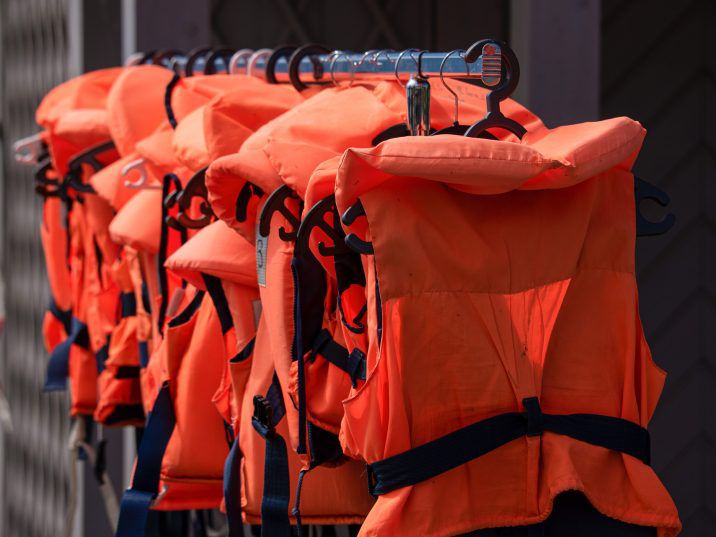 Florida lifeguard finds cannabis in discarded, washed-up life vest | The Province