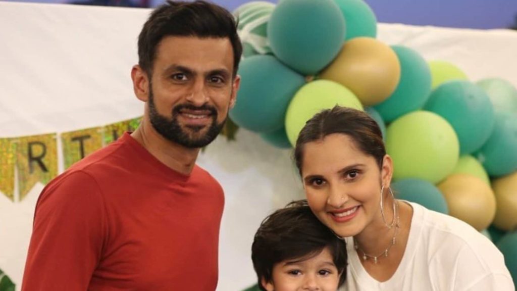 11 Years of Sania-Shoaib Marriage and a Child Later, Their Twist to ‘Give Your Hand’ Trend