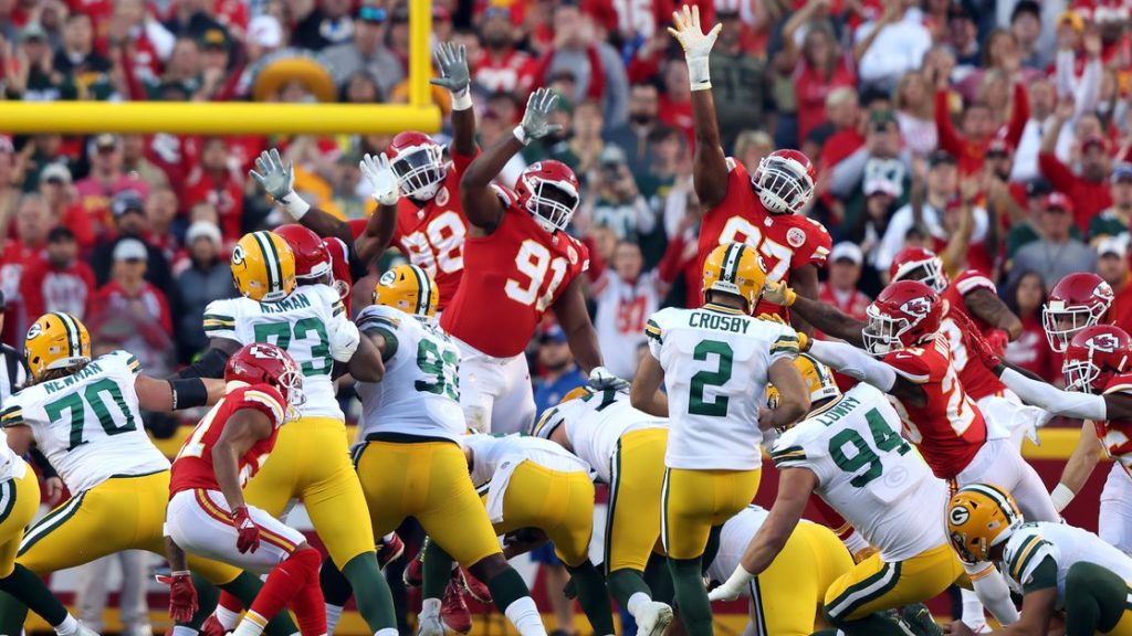 Packers’ special teams, pass protection disasters are difference in 13-7 loss to Chiefs