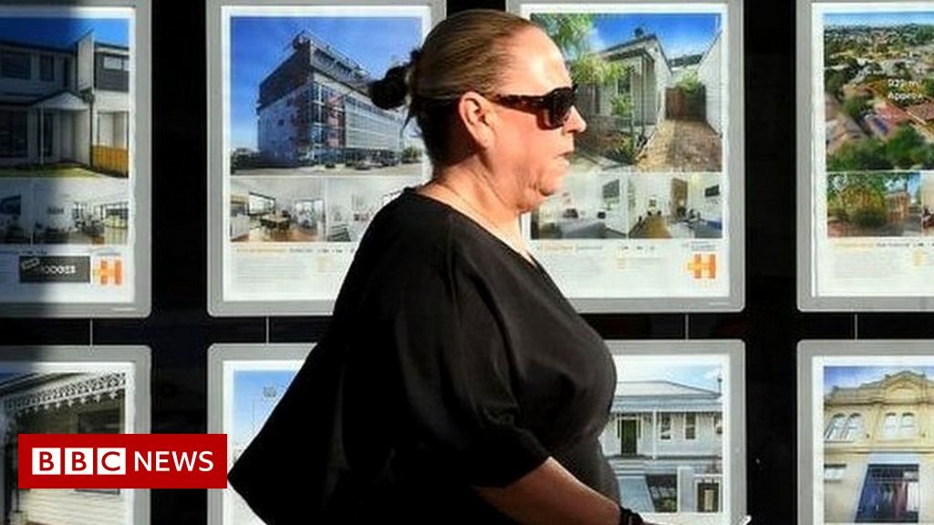 UK property still a sellers’ market says Rightmove – BBC News