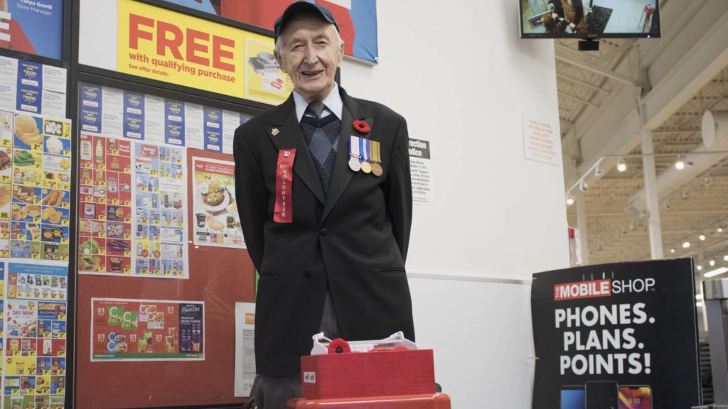 94-year-old Langford resident selling poppies every day – Oak Bay News