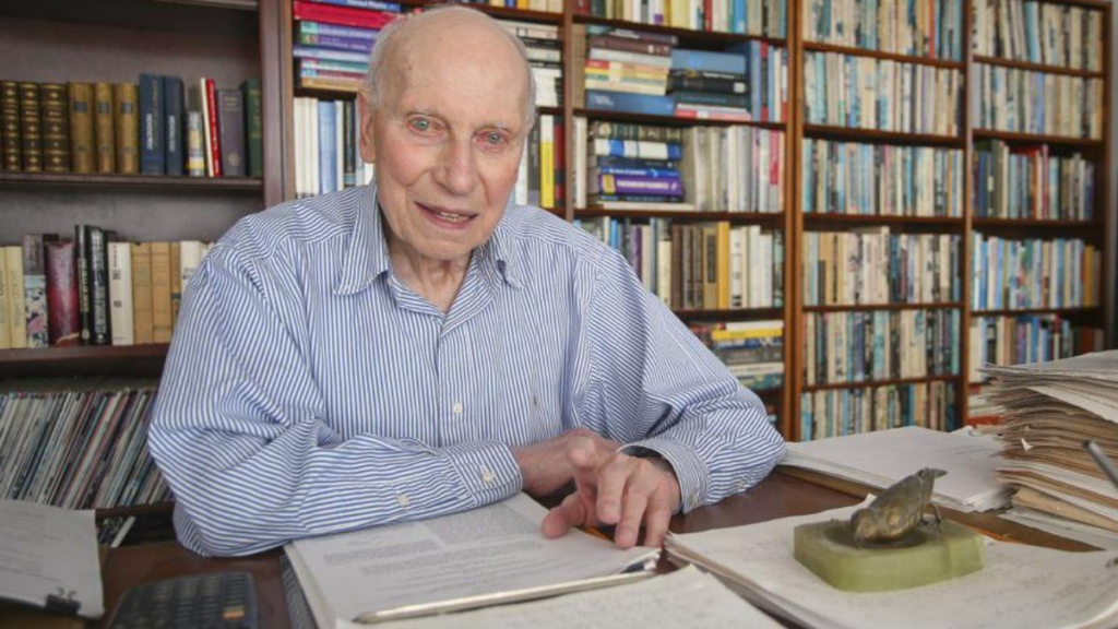 89-year-old man earns PhD, fulfills dream of becoming physicist | Trending & Viral News – Times Now