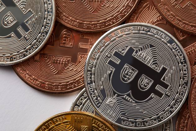 Bitcoin, Meme Coins Turn Red A Day After Bounce Back – Outlook India