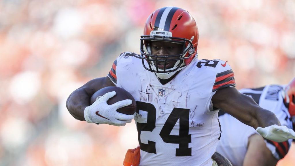 Nick Chubb COVID-19 news: Browns RB still on COVID-19 list, ‘trending in the right direction …