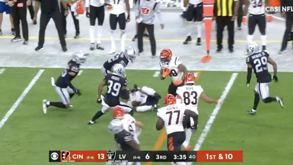 Joe Mixon bulldozed Bengals teammate J’Marr Chase on one of his angry runs