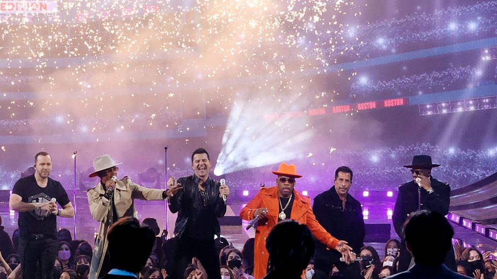 New Edition vs. New Kids On The Block at AMAs: ‘Battle of Boston’ boy bands