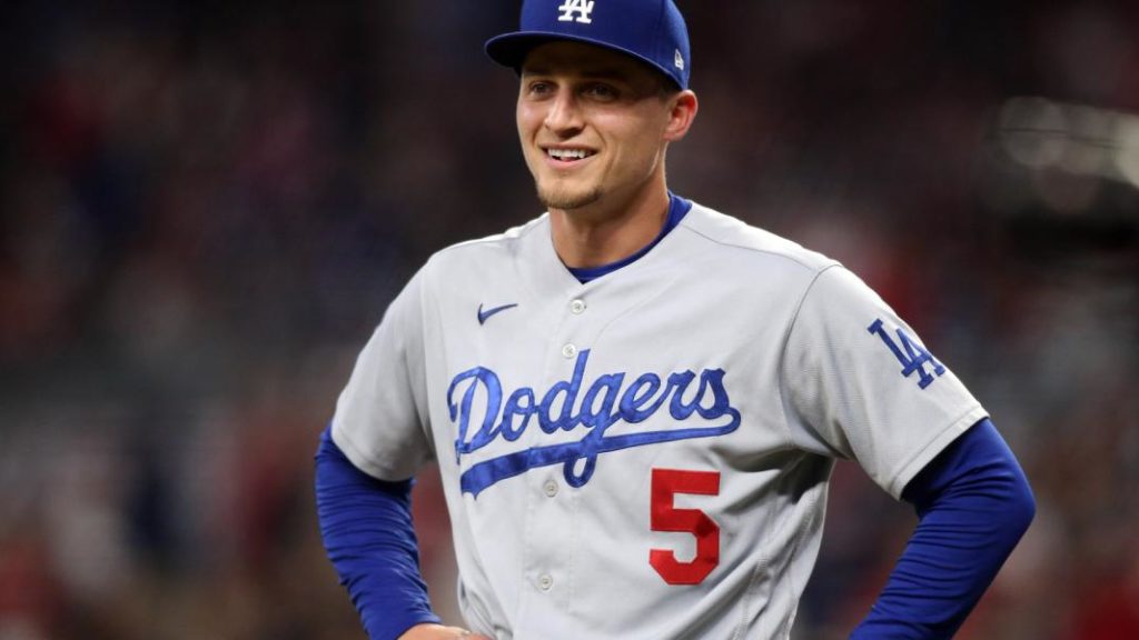 Report: Corey Seager, Rangers agree to massive 10-year deal