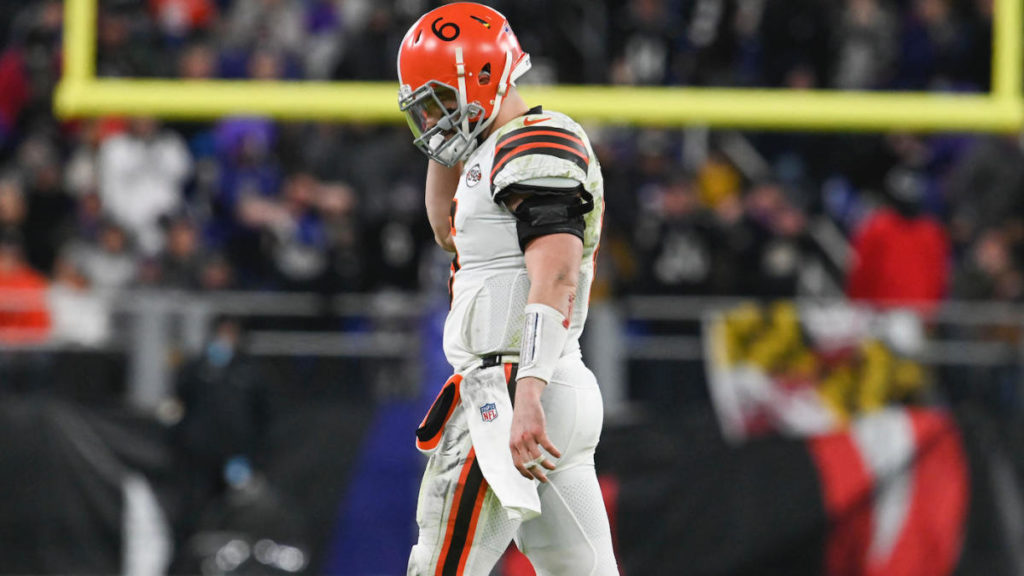 Kareem Hunt’s father takes shot at Baker Mayfield after Browns’ Week 12 loss: ‘He’s scared to throw the ball’