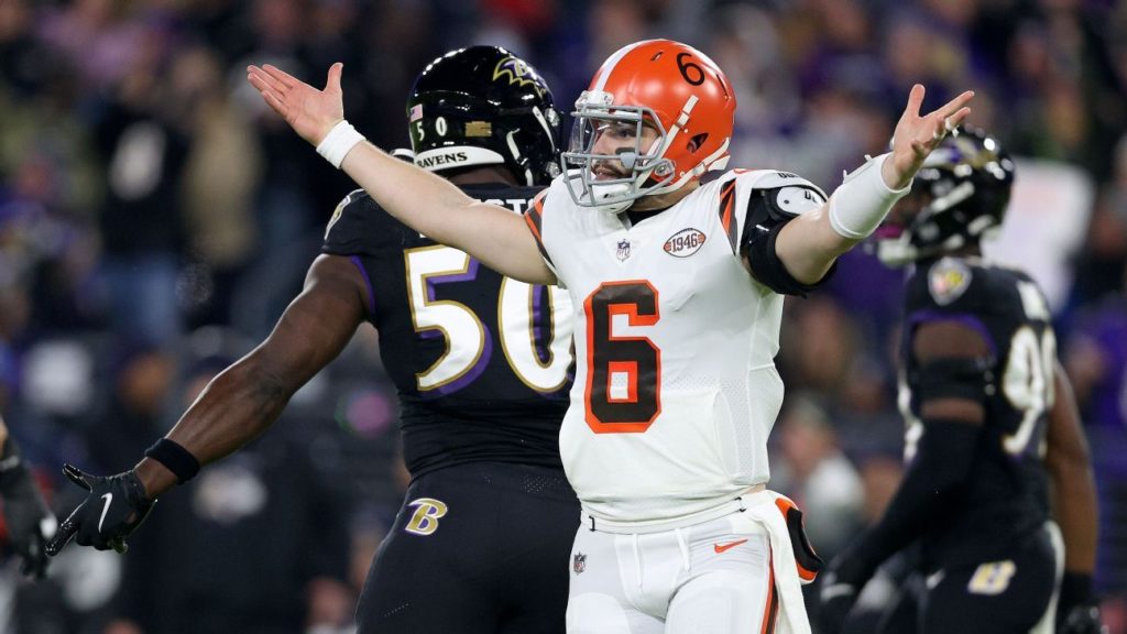 Browns offense has cratered, as playoff hopes slip away