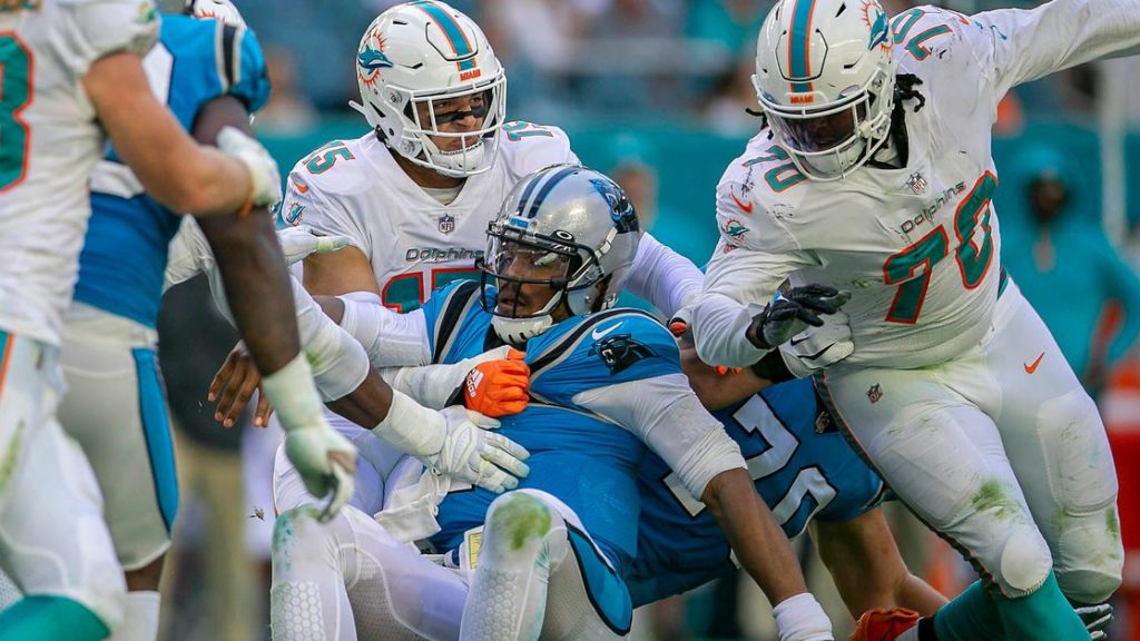AFC East Report: Dolphins continue to surge, and other Week 12 takeaways