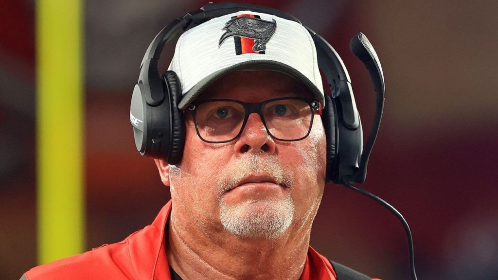 Tampa Bay Buccaneers coach Bruce Arians hopes NFL keeps looking into vaccination statuses