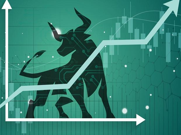 Bulls roar back! Sensex gains 887pts, Nifty ends 265pts higher; Banks lead | Business …