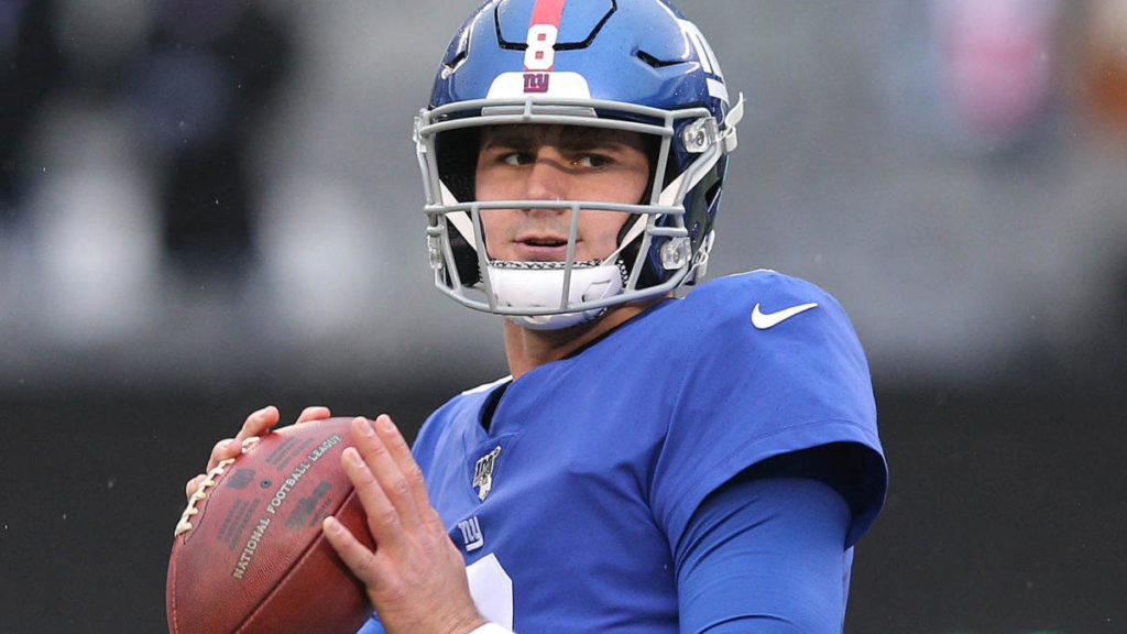 Giants’ Daniel Jones visits more spinal surgeons, expected to miss Week 15, could be sidelined rest of year