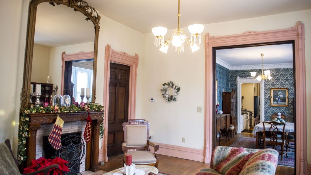 See inside ‘Victorian beauty’ on the market in Bay City Historic District subdivision – mlive.com