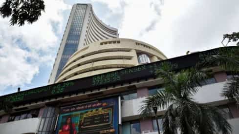 Dalal Street Corner: Markets witness second straight buying session – Zee Business