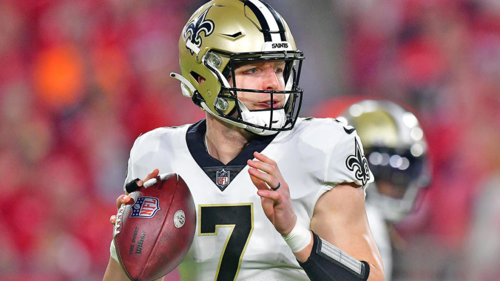 Saints place Taysom Hill on reserve/COVID-19 list; Ian Book being prepared to start, per report