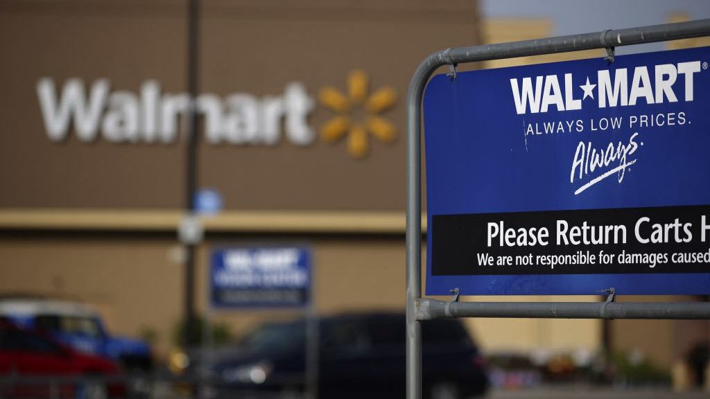 Walmart temporarily closes Neighborhood Market for COVID-19 cleaning – Dallas Morning News