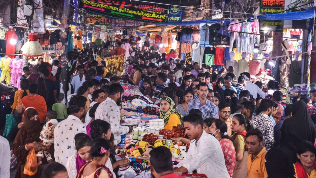 Delhi Shuts 2 Weekly Markets in Karawal Nagar For Violating COVID Guidelines | Details Here