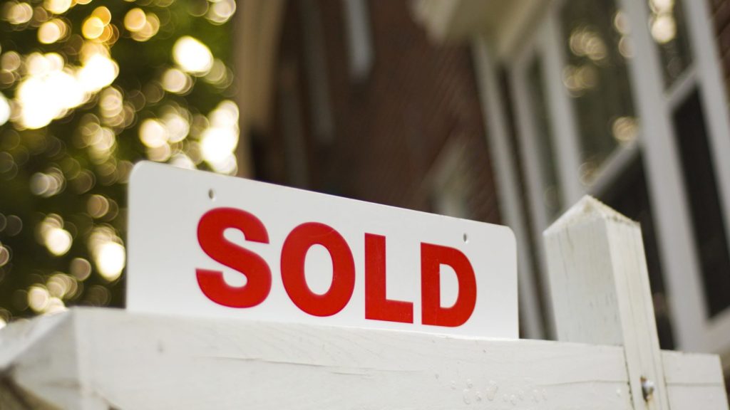 Average residential sale price in Cornwall climbed to $336K in 2021