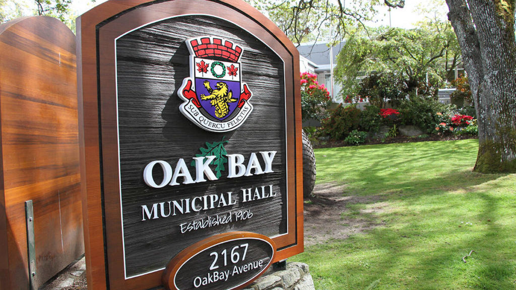 Councillor pitches reconcilliation task force for Oak Bay – Victoria News