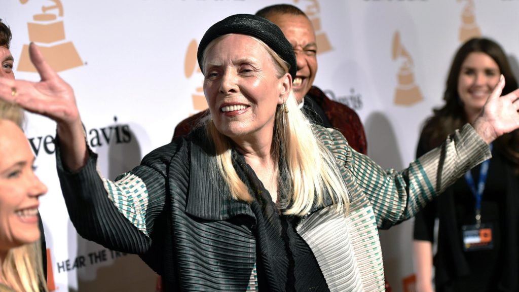 Joni Mitchell joining Neil Young in protest over Spotify | AP News