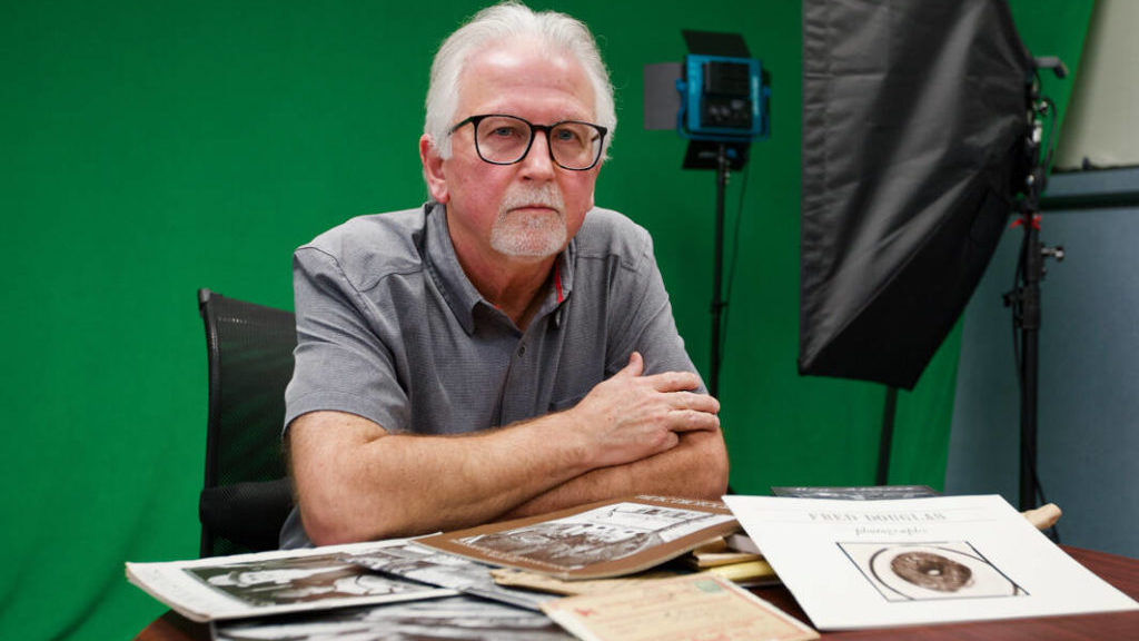 View Royal photographer working to unearth forgotten BC artists – Saanich News