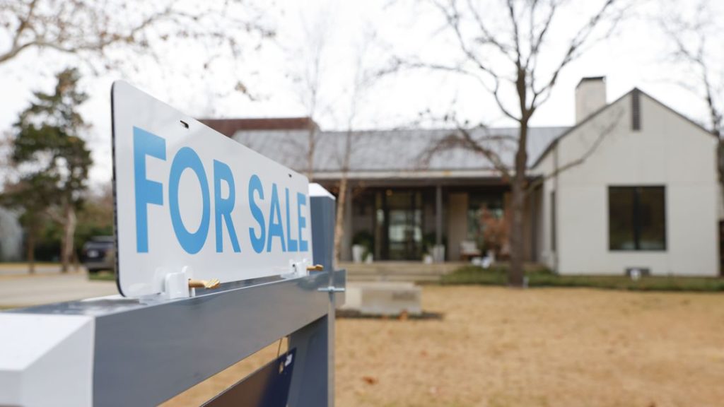 North Texas’ housing market starts 2022 with double-digit sales price spike – Dallas Morning News