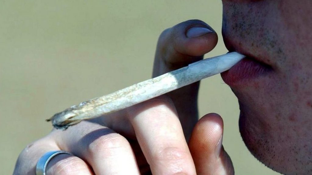 What can you do if you think your neighbour is smoking cannabis? – Coventry Telegraph