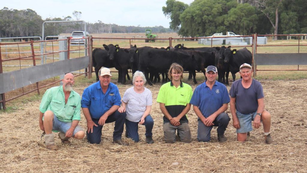 Elson family receives Farm Weekly comp heifers from Tomasi Grazing and WA Angus Society
