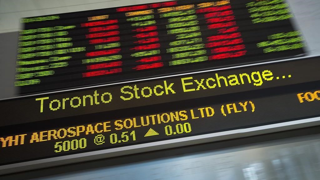 S&P/TSX composite falls but ends quarter with best month since October – Cornwall Seaway News