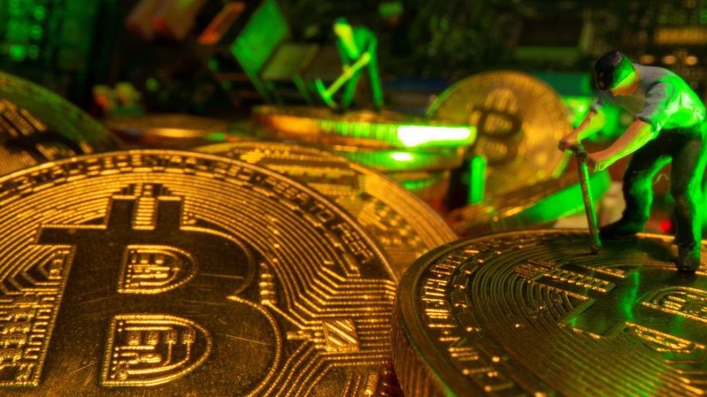 Bitcoin miner PrimeBlock to go public via $1.25 bln SPAC deal | Reuters