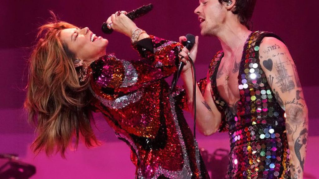 Coachella 2022: Harry Styles’ duets with ‘star-struck’ Shania Twain delight fans – WOKV