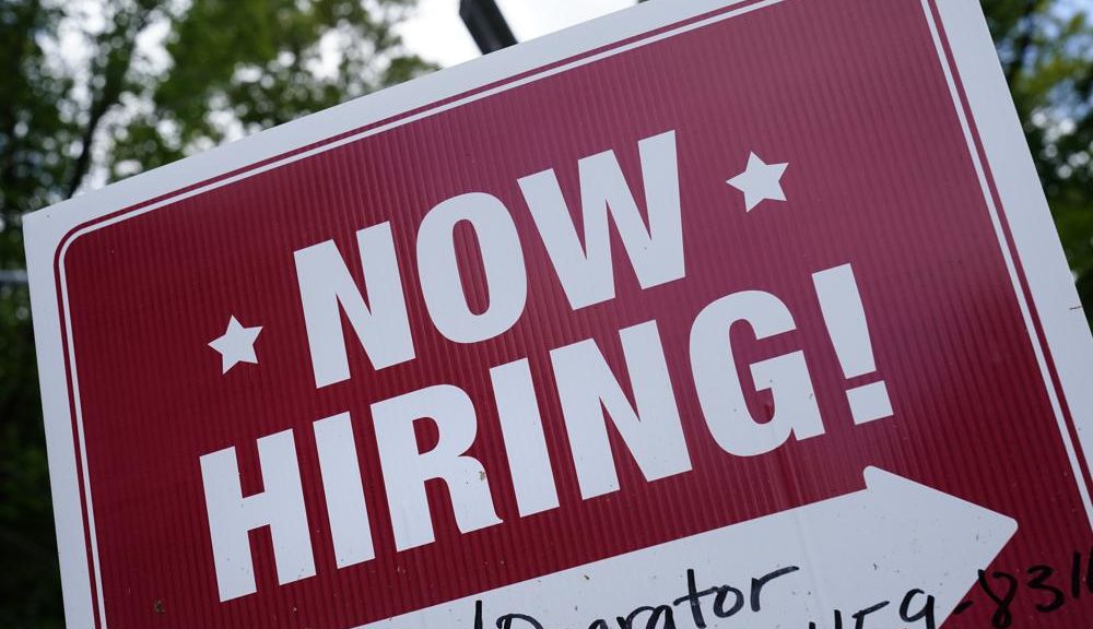 Fewest Americans Collecting Jobless Aid Since 1970 – 9 & 10 News